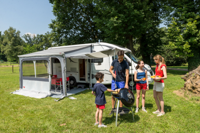 Fiamma RV Awning Ultra Light Privacy Room / Awnings Ultra Light Privacy Rooms for Campers - Image 10